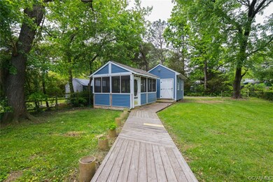 Detached Screen Porch