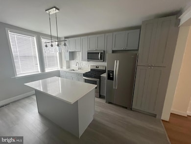 516 S Highland Ave, Baltimore, MD 21224 - photo 7