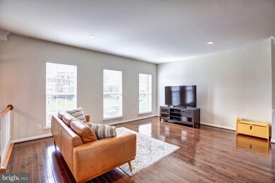 25474 Hopton House Terrace, Chantilly, VA 20152 - photo 5