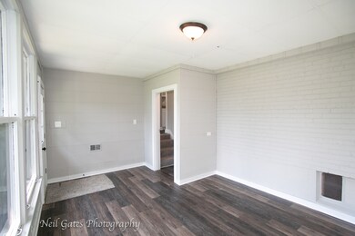 700 Manchester Ave, Westchester, IL 60154 - photo 2