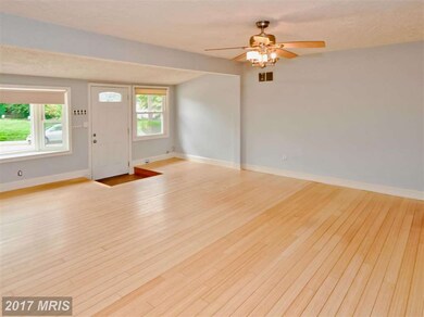 162 Polk Dr, Manassas Park, VA 20111 - photo 4