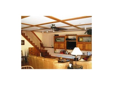 Family Room-L1.