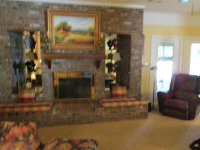 400 St Frances Point, Eufaula, AL 36027 - photo 4