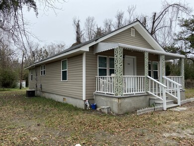 309 Country Club Rd, Jacksonville, NC 28546 - photo 4