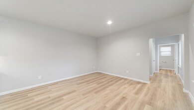 13733 Rising Sun Ln, Conroe, TX 77384 - photo 6