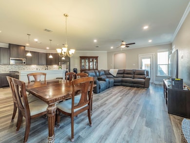 109 Holstein St unit 107, Hutto, TX 78634 - photo 4