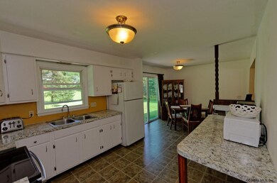 48 Sterup Dr, Troy, NY 12180 - photo 5