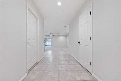 13109 Logan Captiva Ln, Gibsonton, FL 33534 - photo 6