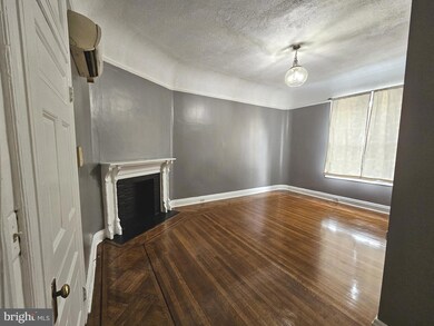 1208 N Calvert St unit 4, Baltimore, MD 21202 - photo 4