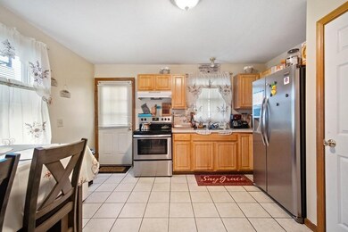 32 Berkshire St unit 34, Indian Orchard, MA 01151 - photo 5