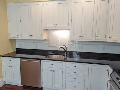 51 Upland Rd unit 51, Cambridge, MA 02140 - photo 7