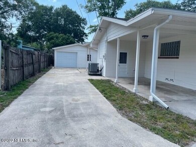 8232 Gwendolyn Rd, Jacksonville, FL 32216 - photo 2