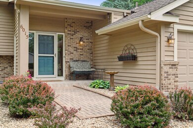 6015 Creek Ridge Ct, Minnetonka, MN 55345 - photo 3