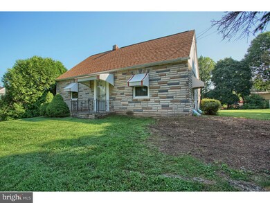 933 High Blvd, Reading, PA 19607 - photo 2