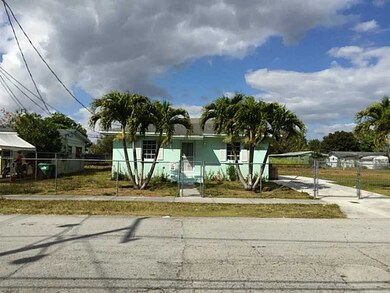 11493 SW 214 St, Homestead, FL 33189 - photo 2