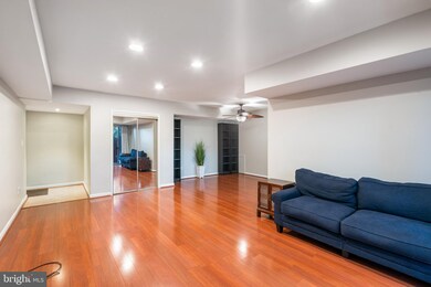 101 Skyhill Rd unit 102, Alexandria, VA 22314 - photo 6