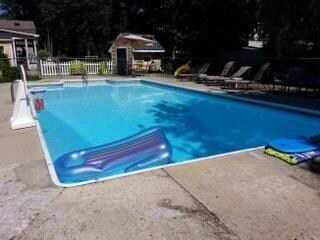 Swimming Pool/Hot Tub/Sauna.