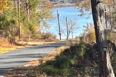 702 Serene Dr, Waterloo, SC 29384 - photo 2