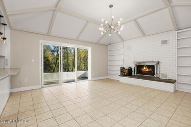 30 Sherwood Ave unit Cottage, Greenwich, CT 06831 - photo 2