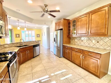 27098 W SEQUOIA DR, Buckeye, AZ 85396