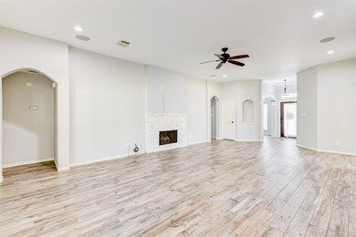 25910 Oakridge Forest Ln, Spring, TX 77386 - photo 7