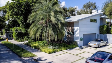 79 Shore Dr W, Miami, FL 33133 - photo 3