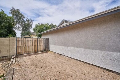 Front-RV Gate