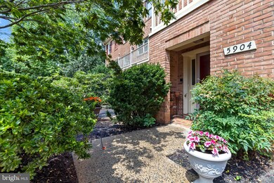 5904 Munson Ct, Falls Church, VA 22041 - photo 3