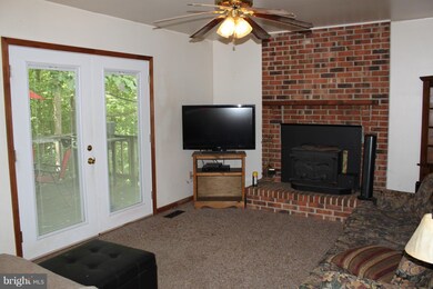 10415 Chesterwood Dr, Spotsylvania, VA 22553 - photo 7