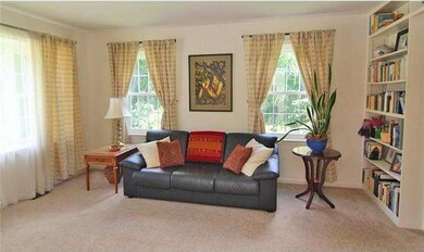 505 Dogwood Cir, Havertown, PA 19083 - photo 7