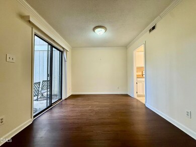 4101 Five Oaks Dr unit 9, Durham, NC 27707 - photo 4