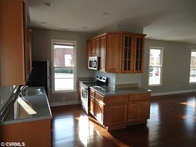 Kitchen - From the front entrance