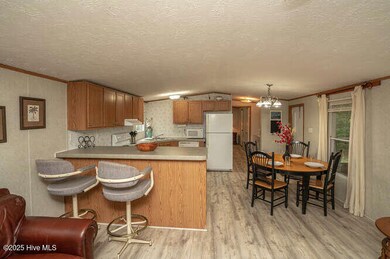 5461 Thrush Rd SW Ocean Isle-small-021-0