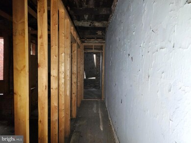 1711 N Monroe St, Baltimore, MD 21217 - photo 4