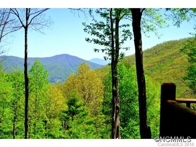 405 Winterberry Rd, Burnsville, NC 28714 - photo 2