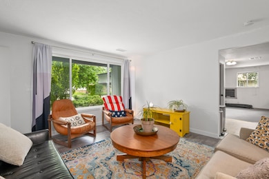 1138SWBallingerDr-009