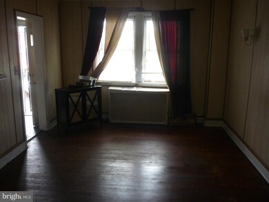 811 Mount Holly St, Baltimore, MD 21229 - photo 5