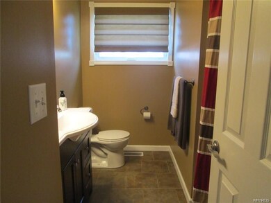 1350 Fairfax Ave, North Tonawanda, NY 14120 - photo 7