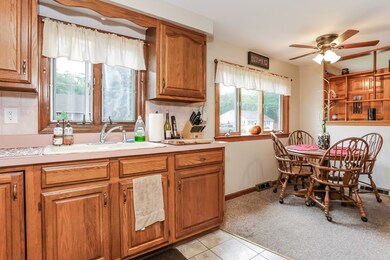 578 Court St, Brockton, MA 02302 - photo 6