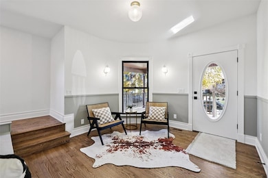 1136 26th St, Des Moines, IA 50311 - photo 4