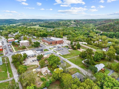 303 S Maple St, Galena, MO 65656 - photo 6