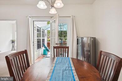 13511 Avonmore Dr, Herndon, VA 20171 - photo 7