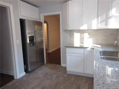 All brand new appliances stay.