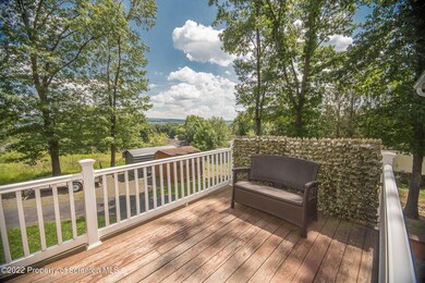 195 Columbus Dr, Archbald, PA 18403 - photo 5