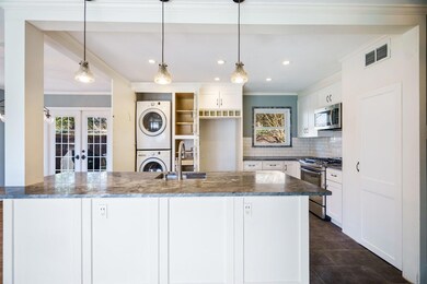 6743 Patrick Dr, Dallas, TX 75214 - photo 4