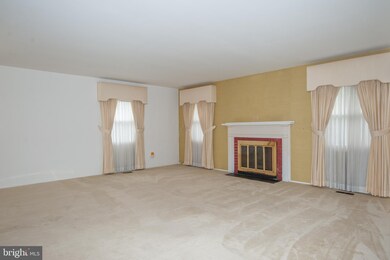 4100 Crosswick Turn, Bowie, MD 20715 - photo 5