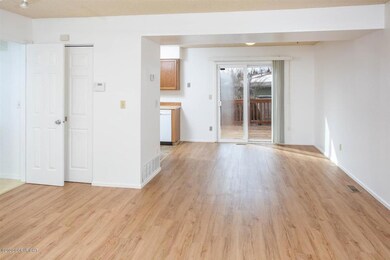 15-Living Room_DMD_2713-Edit