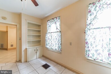 566 E Main St, Norristown, PA 19401 - photo 6
