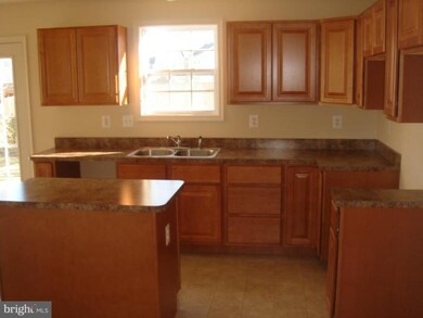 39 Schooner Cir, King George, VA 22485 - photo 4