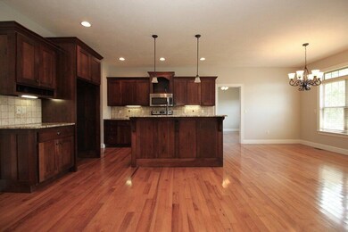 m_7 Kitchen-Dining
